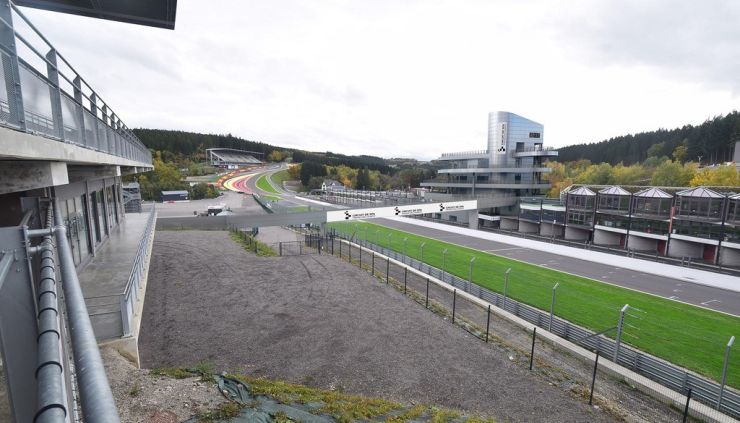 E rendering pour Lacomble Point B ar