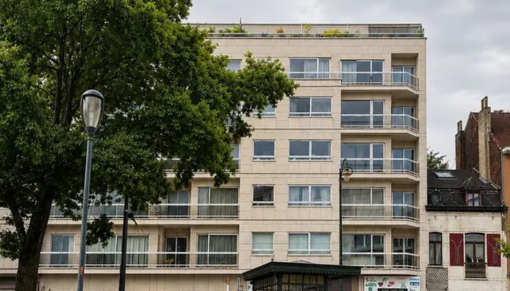 Regularisation Ixelles Marie Jose