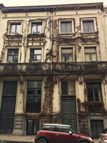 Photo facade avant pascale 52 bruxelles