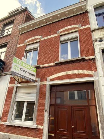 Entree atelier facade rue cultivateurs 69 etterbeek