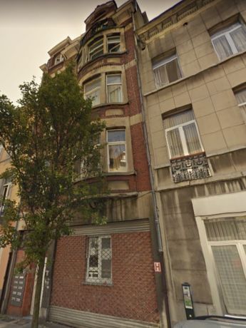 Photo front de rue piers 151 molenbeek
