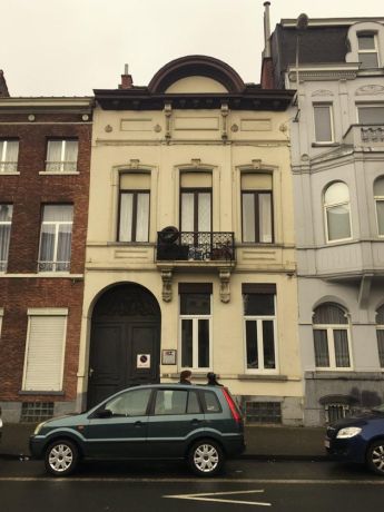 Photo facade avant palais 248 schaerbeek